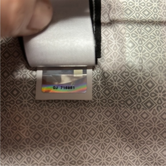 The North Face Stinson Bright Pink Rain Jacket - Picture 7 of 9